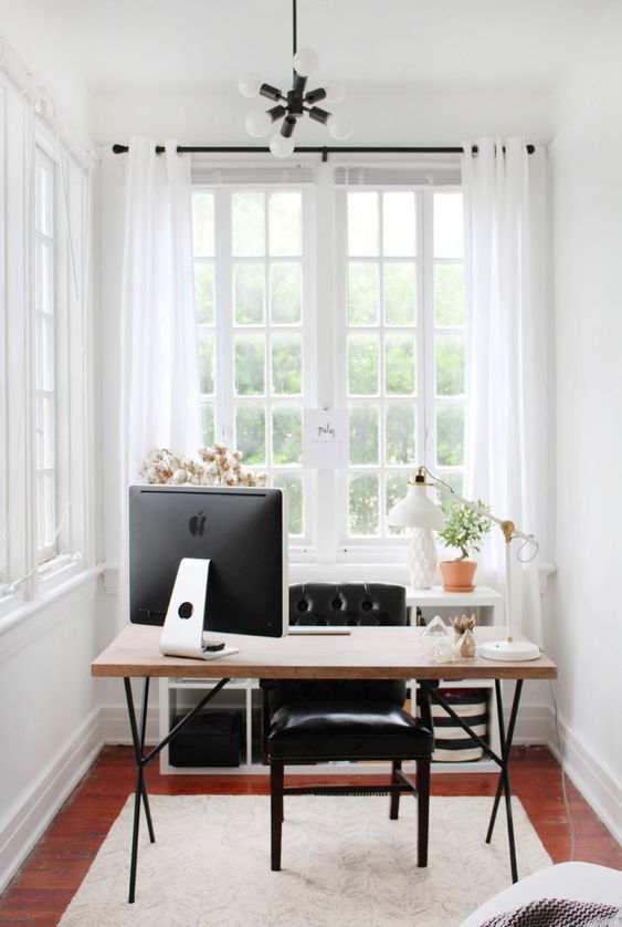 5 Feng Shui Tips To Increase Success and Positivity In Your Home - The Power Position For Your Office Space